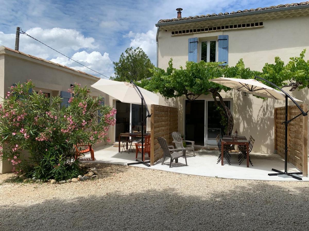 Tulette Gites La Ferme De Marguerite מראה חיצוני תמונה
